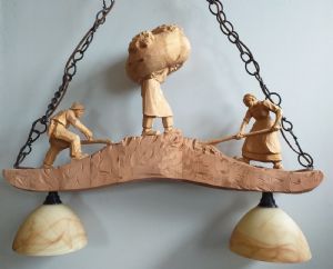 Kronleuchter mit Bergmotiv