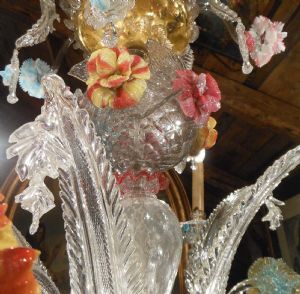 ELEGANTER, ANTIKER MEHRFARBIGER MURANO-LÜSTER