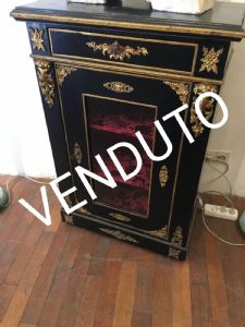Vetrinetta in legno ebanizzato 