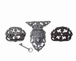 Ferramenta per cassapanca XVII secolo 