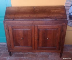 Credenza Madia Ribalta Luigi XVI-Diretorio in noce Parmigiana