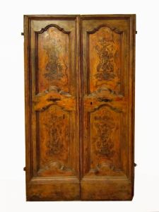 Due porte Marchigiane laccate e dipinte