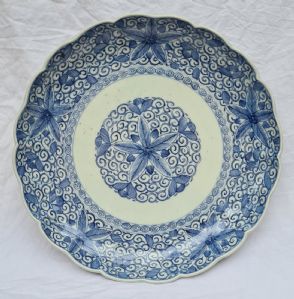 Chinese plate, 18th century, Ming Dynasty Cheng-Hua porcelain