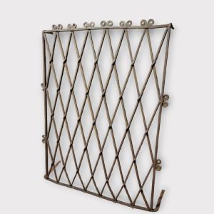 17th century Lombard grate
