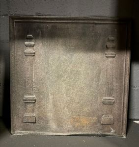 p166 piastra in ghisa con due colonne, cm 50 x 50