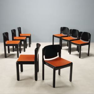 Otto Sedie '122' di Vico Magistretti per Cassina