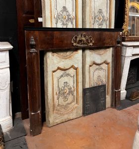 CHL061 - Empire walnut fireplace, 19th century. Measures cm W 151 x H 125