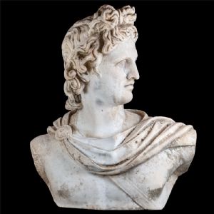 Skulptur, die Apollo darstellt
