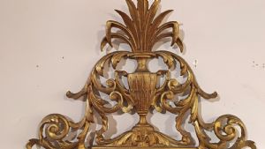 NEOCLASSICAL MIRROR WITH SMALL AMPHORA, SECOND HALF OF 18TH CENTURY - Foto 8