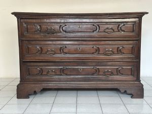 Buffet Luis XIV em nogueira do século XVII. Mantua, século XVII.