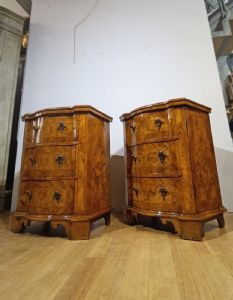 PAR DE CHESTS DE NUIT PLAQUÉS LOUIS XIV PREMIÈRE MOITIÉ DU XVIIIE SIÈCLE - Foto 9
