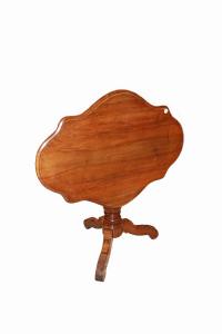 Sail-shaped living room table with beveled biscuit top, France, 19th century