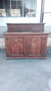 Credenza da sacrestia in ciliegio epoca primi 1700 senese sempre in prima patina l152xp68x hbase95 con alsata 130 certificato di gatanzia scritta 