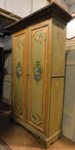 arm139 - Genoese wardrobe, 18th century, cm H 244 x W 190 x D 60