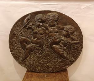 PLACCA DECORATIVA IN BRONZO CON AMORINI SECONDA META' XIX SECOLO 