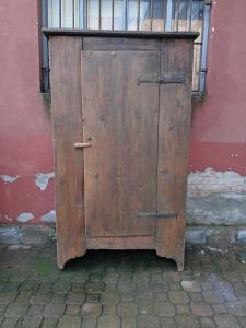 VAL CAMONICA cabinet