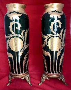 Coppia di vasi Art Nouveau in vetro soffiato