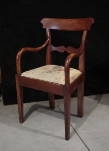 Poltrona de cerejeira