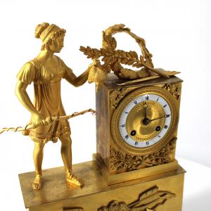 Orologio da tavolo francese Diana Vittoriosa