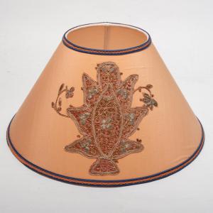 Lamp shade with embroidery - O/423 -