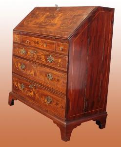 Ribalta inglese di inizio 1800 Stile Regency riccamente intarsiata e con piano in pelle