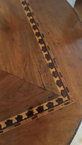 RUNDER TISCH MIT INLAY, MITTE 19. JAHRHUNDERT - Foto 6