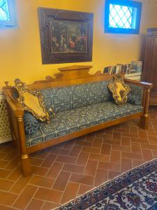 Sofá Biedermeier 250x76x125h