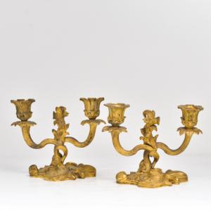 Par de castiçais de bronze