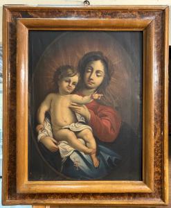 Große Madonna mit Kind aus dem emilianischen Raum des späten 17. Jahrhunderts auf Originalleinwand. Prachtvoller zeitgenössischer lackierter Rahmen.