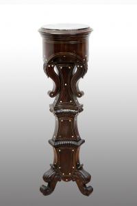Colonna antica Luigi Filippo Napoletana in legno pregiato con intarsi in bronzo dorato e madreperla.Periodo XIX secolo.