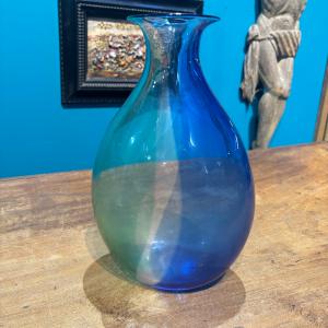 Bellissima Fiasca in vetro di Murano  bicolore (verde e blu )mid Century Archimede Seguso 1950 . Mis h 27 cm L 18 . Stato molto buono .