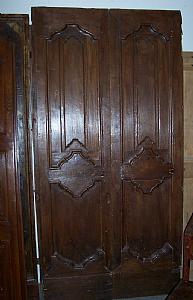 Porta de castanheiro com duas folhas