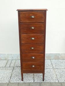 Gaveteiro antigo, móvel de gavetas. 52l x 37p x 145a - Foto 6