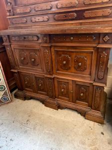 Credenza doppio corpo in noce veneta 1,75 m per 52 × 2,18 m altezza