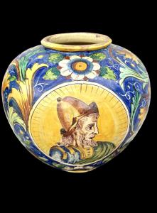 Majolica 'spherical' vase. Gesualdo di Bartolo manufacture. Caltagirone.
