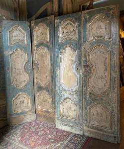 PTS914 - N. 3 portas laqueadas na primeira pátina, século XVIII, medidas 110 cm L x 221 cm A