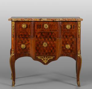 Chest of drawers veneered in rosewood and various woods, France late 18th century early 19th century