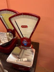 Bilancia Berkel restaurata rossa