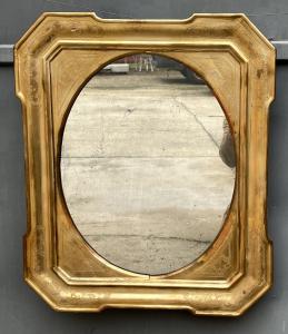 Tray mirror