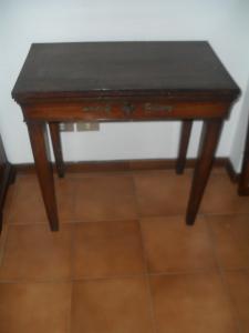 Mesa de apoio estilo Império