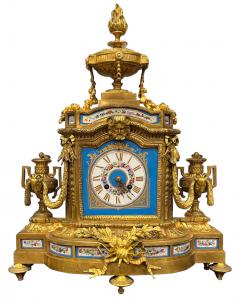 PARIGINA CON PLACCHE IN PORCELLANA DI SEVRES (00000089)