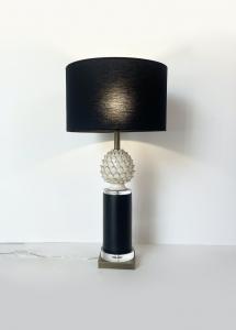 Pinecone table lamp
