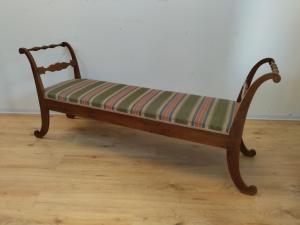 Divã/banco Carlos X Império nogueira - banqueta acolchoada - início do século XIX - 193 cm!