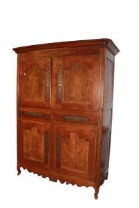 Großer französischer Schrank/Buffet/Aufsatzschrank aus dem frühen 19. Jahrhundert mit 4 Türen
