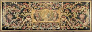Paliotto in scagliola policroma decorata con cartiglio centrale raffigurante: Santo benefattore - Carpi inizi secolo XVII