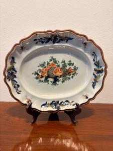 Coppia di vassoi in maiolica  Pasquale Antonibon , XVIII secolo