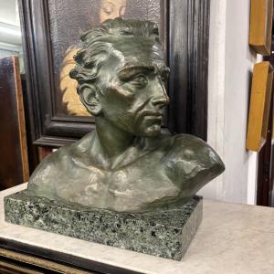 Antique Art Deco sculpture 1930 male bust by J. Domisse (1875-1955). Dimensions 40 x 16 x H. 36 CM