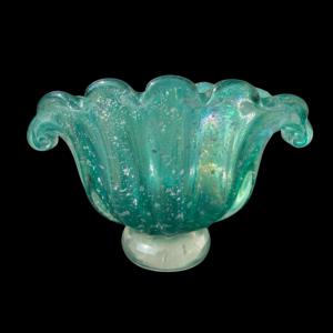 Vaso in vetro pesante iridato a conchiglia con inclusioni argento.Barovier & Toso.Murano.