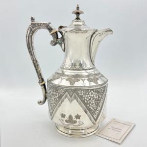 Antiga cafeteira inglesa em prata Sheffield