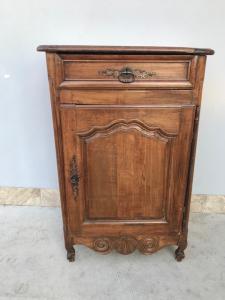 Provenzalische Anrichte mit 1 Tür aus Kirschholz - Restauriert (in Bearbeitung)_Wagen 2649